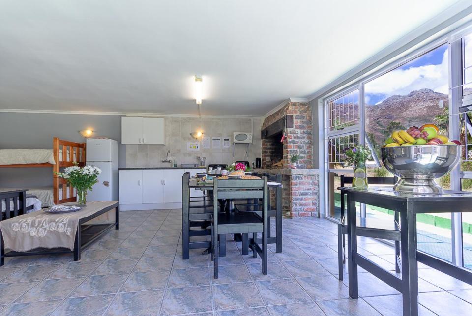 Kingfisher Hollow Gordonsbaai Buitenkant foto